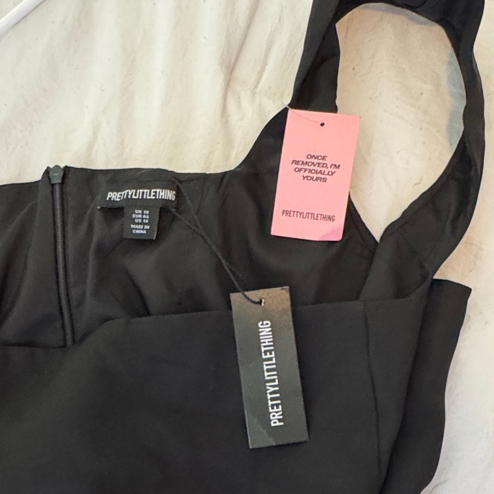 PrettyLittleThing Black Mini Dress - Picture 2 of 2